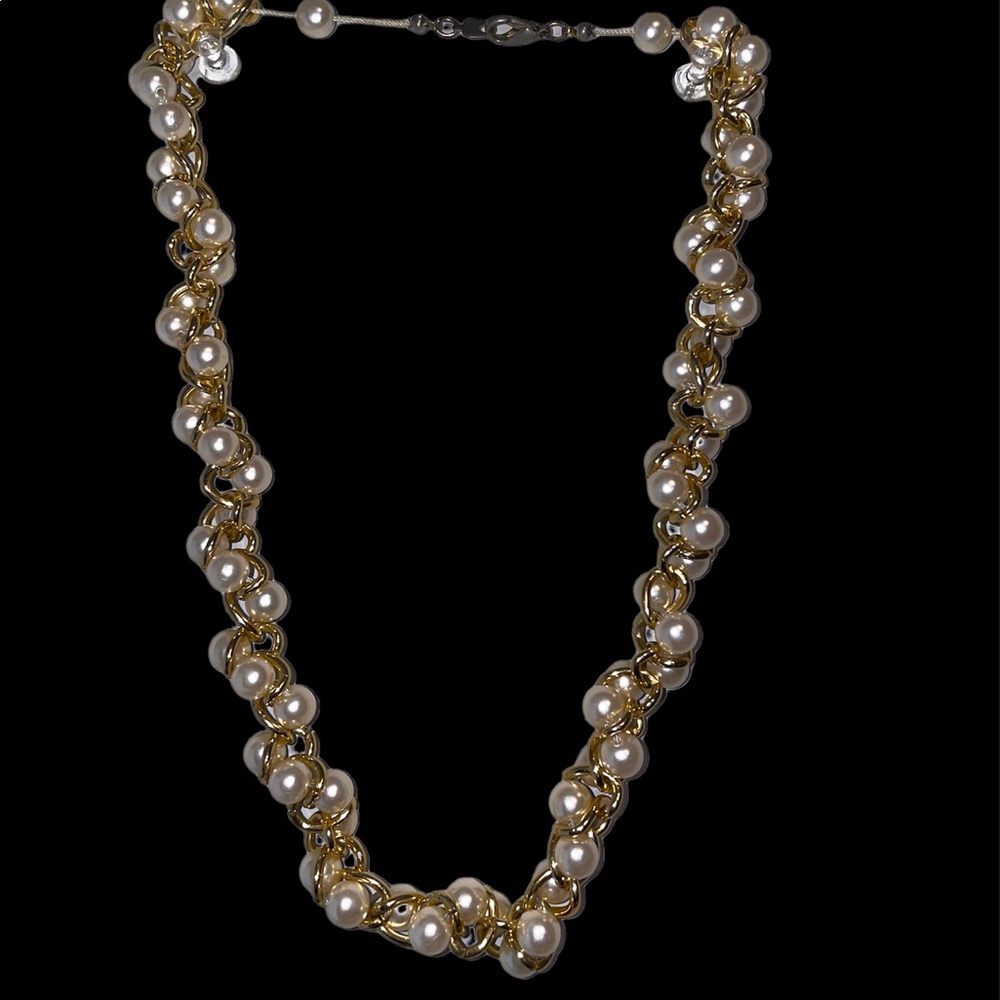 Pear necklace